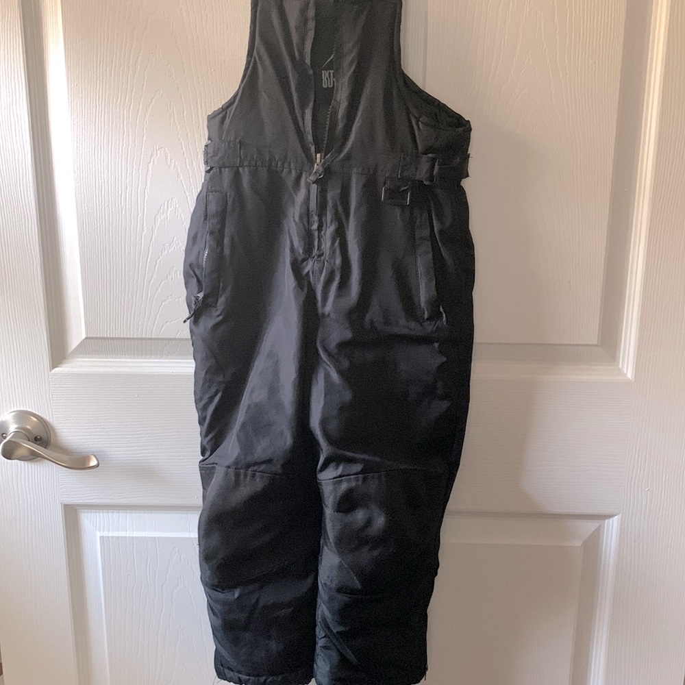 Snow suit